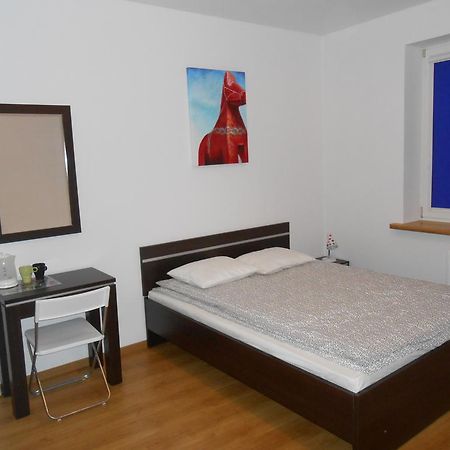 Lux Hostel - Z Prywatnymi Lazienkami グディニャ エクステリア 写真