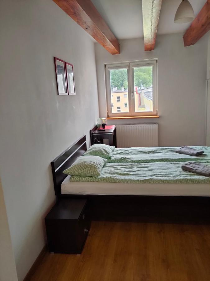 Lux Hostel - Z Prywatnymi Lazienkami グディニャ エクステリア 写真