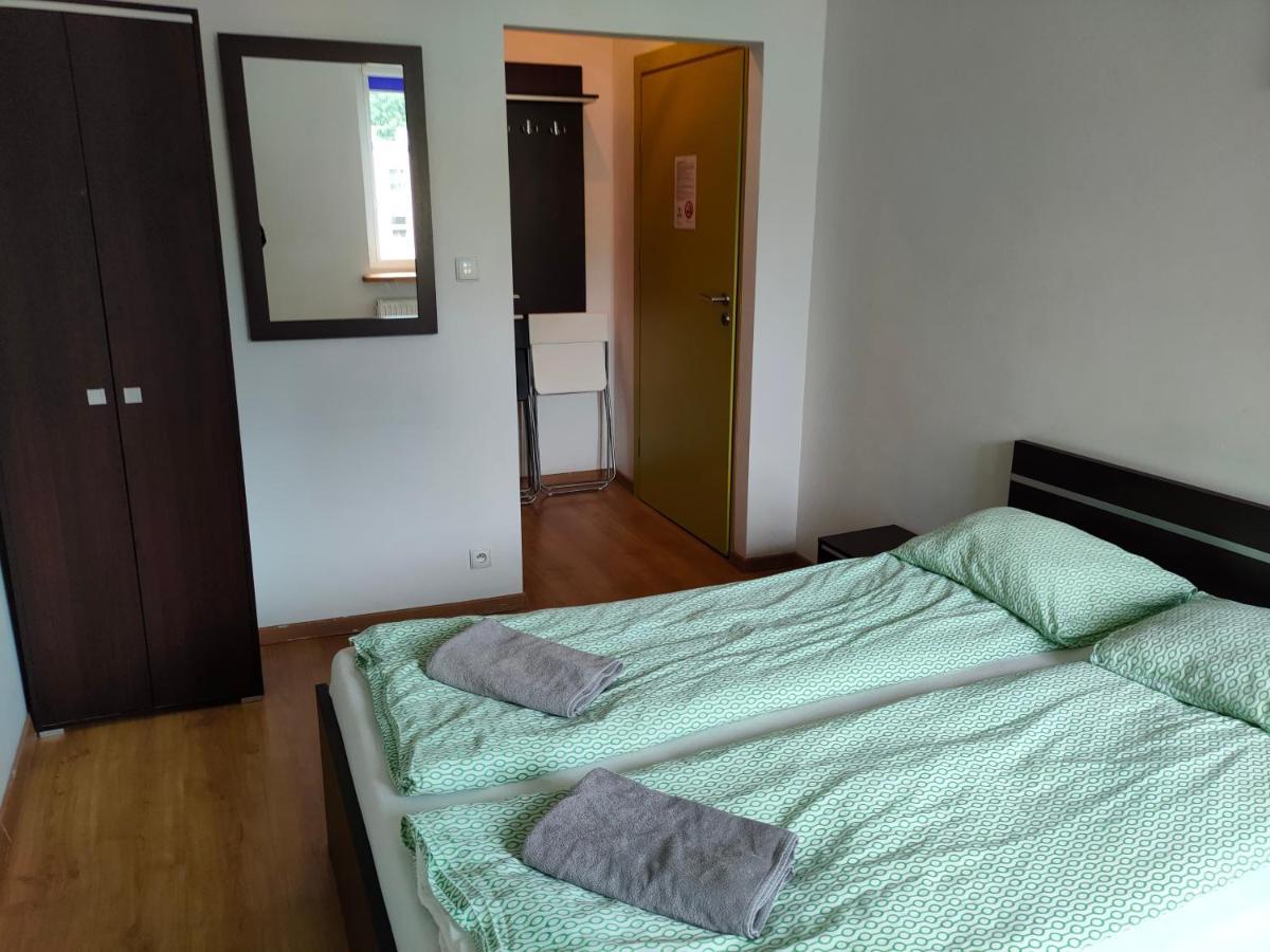 Lux Hostel - Z Prywatnymi Lazienkami グディニャ エクステリア 写真